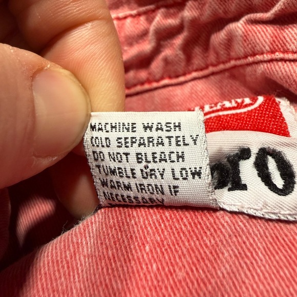 Vintage Marlboro Adventure Team Shirt Mens Small Red Denim Cotton USA Made - Picture 8 of 9